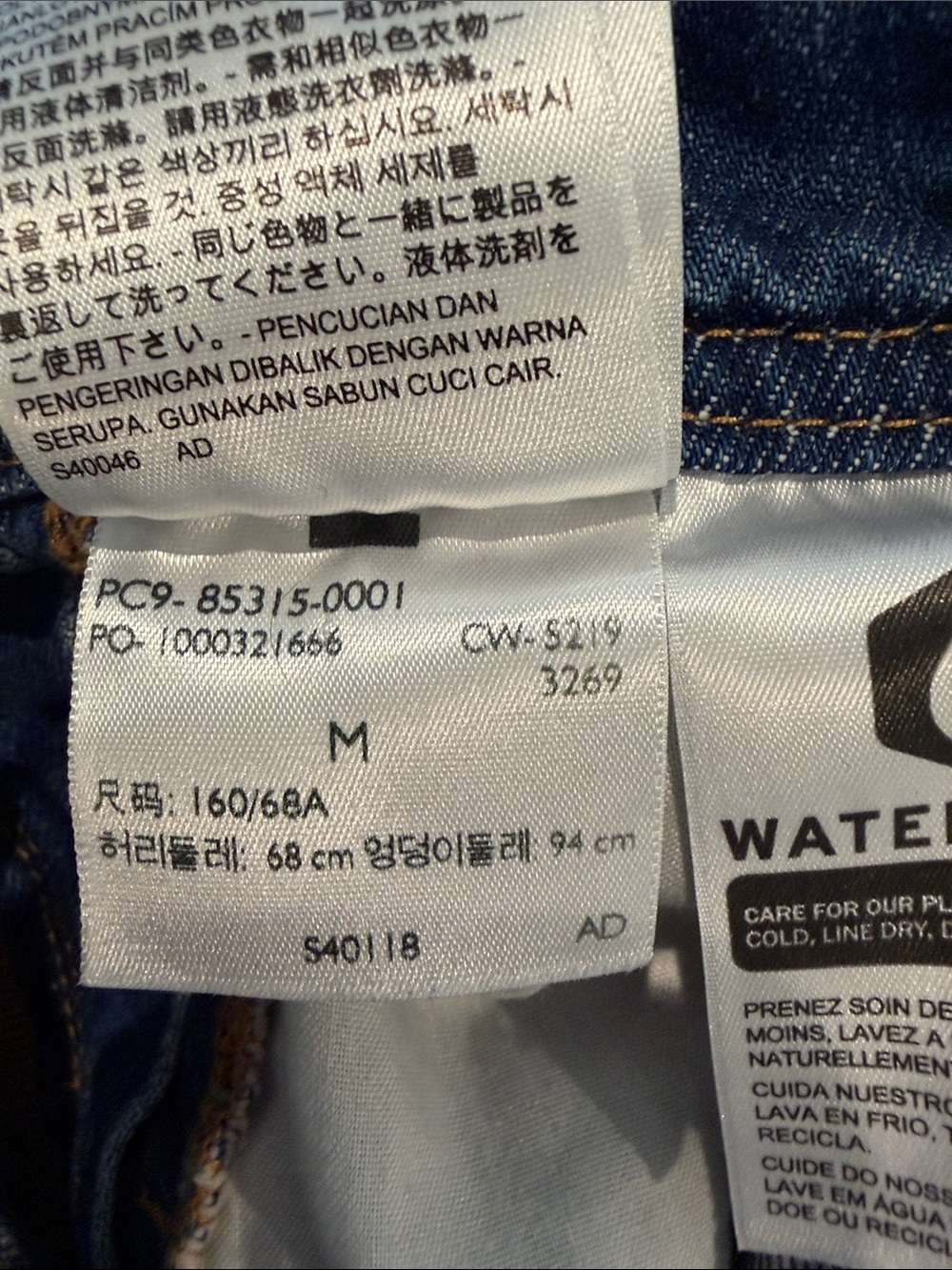 Levi’s Jean Overalls - Picture 6 of 6